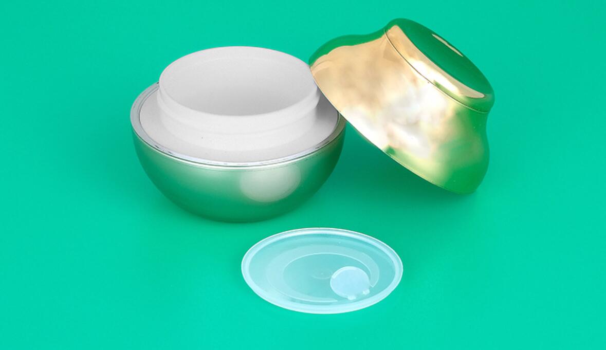 Luxury Acrylic Cosmetic Set Gold Color Lotion Pump Bottle Cream Container For Lady Skincare Packaging