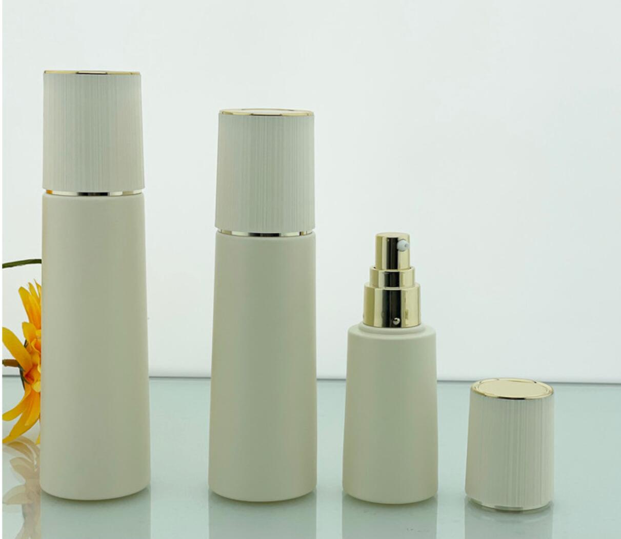 2024 new style high quality  Cosmetic packaging 15ml 30ml 60ml 125ml 200ml white glass lotion bottles full set