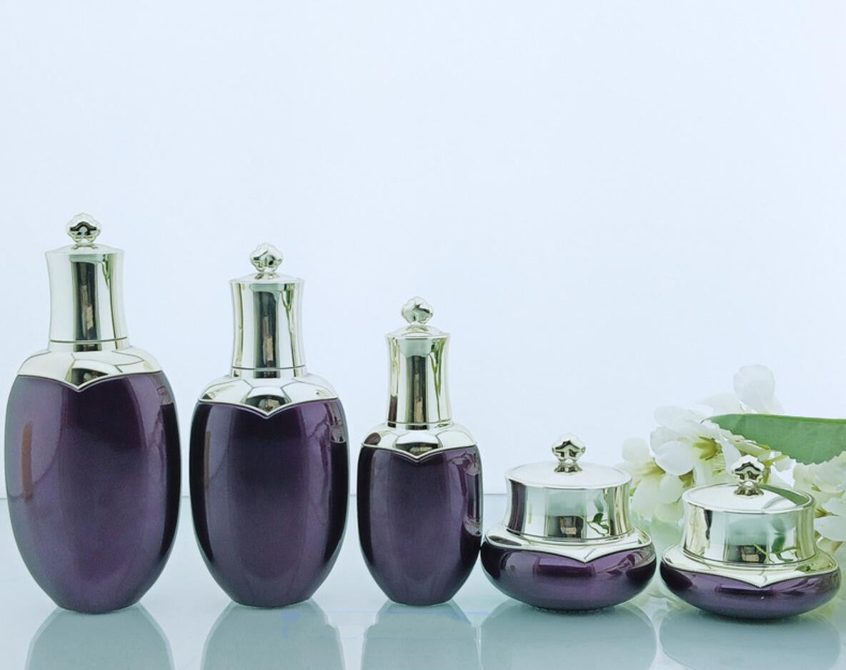 Luxury skincare packaging 30g 50g 40ml 100ml 120ml clear glass serum lotion bottles and face cream jars set with silver cap