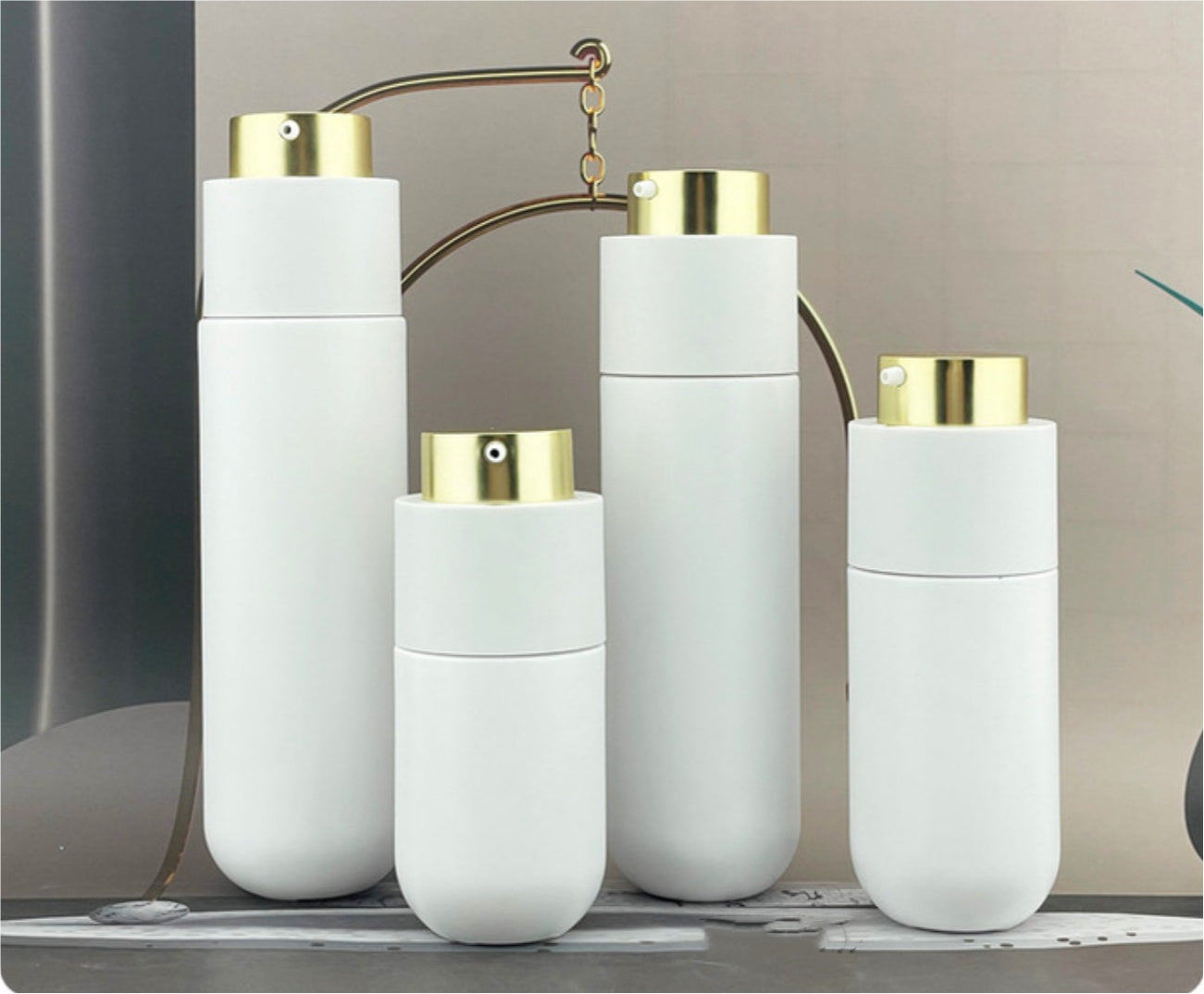 uxury empty round white glass cream jar with gold lid lotion pump bottles cosmetic glass package wholesale 30g 50g 100g 30ml 50ml 100ml 120ml&nbsp;