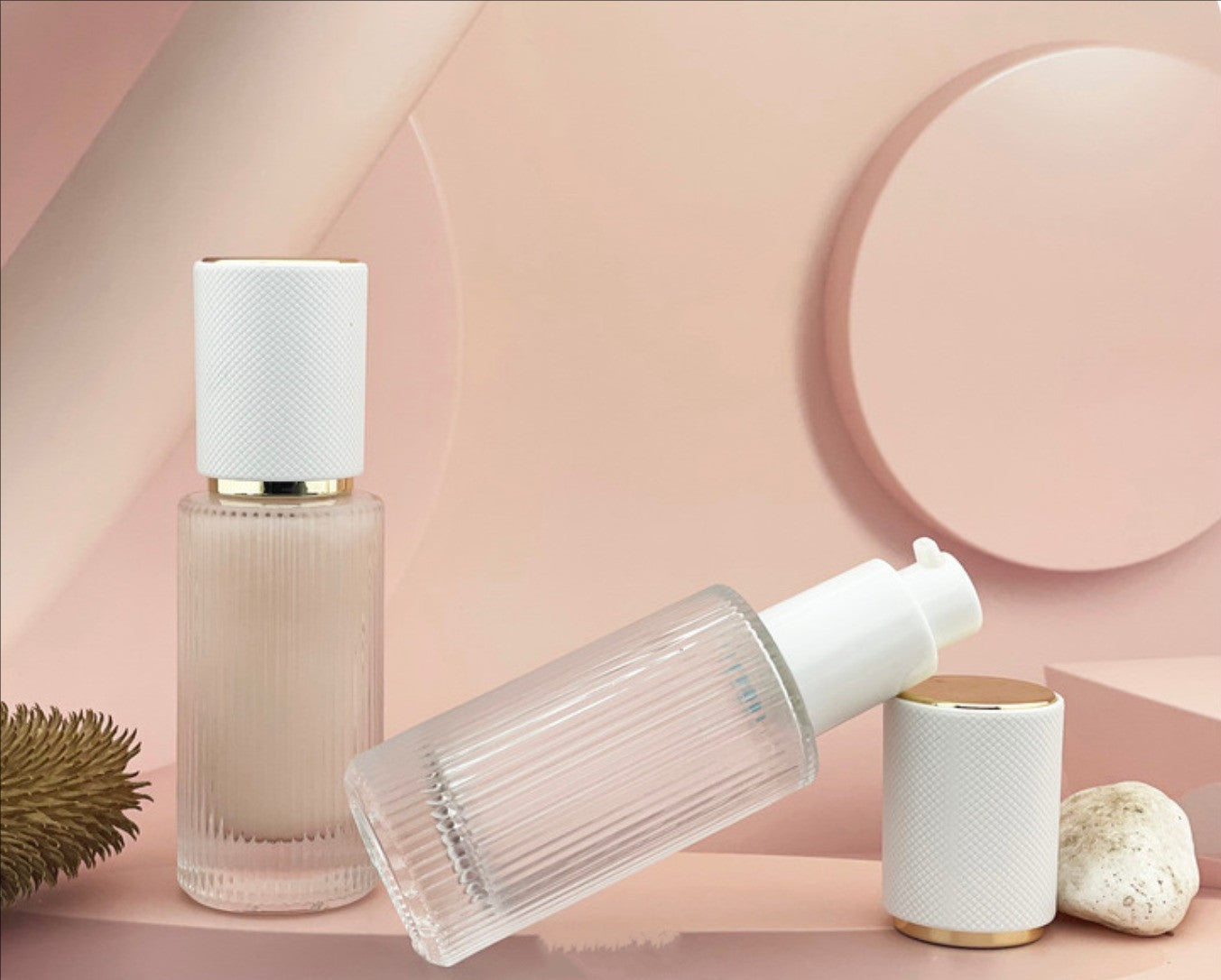 Luxury  30ml Transparent Frosted Empty Round Liquid Foundation bottle  Glass Cosmetic Serum Bottle