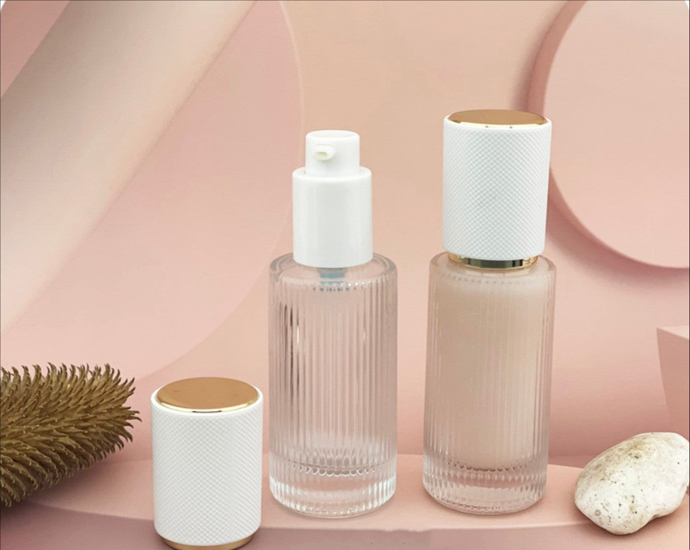 Luxury  30ml Transparent Frosted Empty Round Liquid Foundation bottle  Glass Cosmetic Serum Bottle