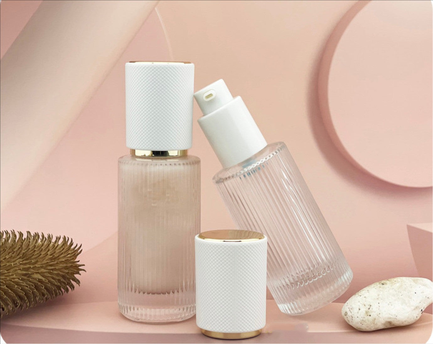 Luxury  30ml Transparent Frosted Empty Round Liquid Foundation bottle  Glass Cosmetic Serum Bottle