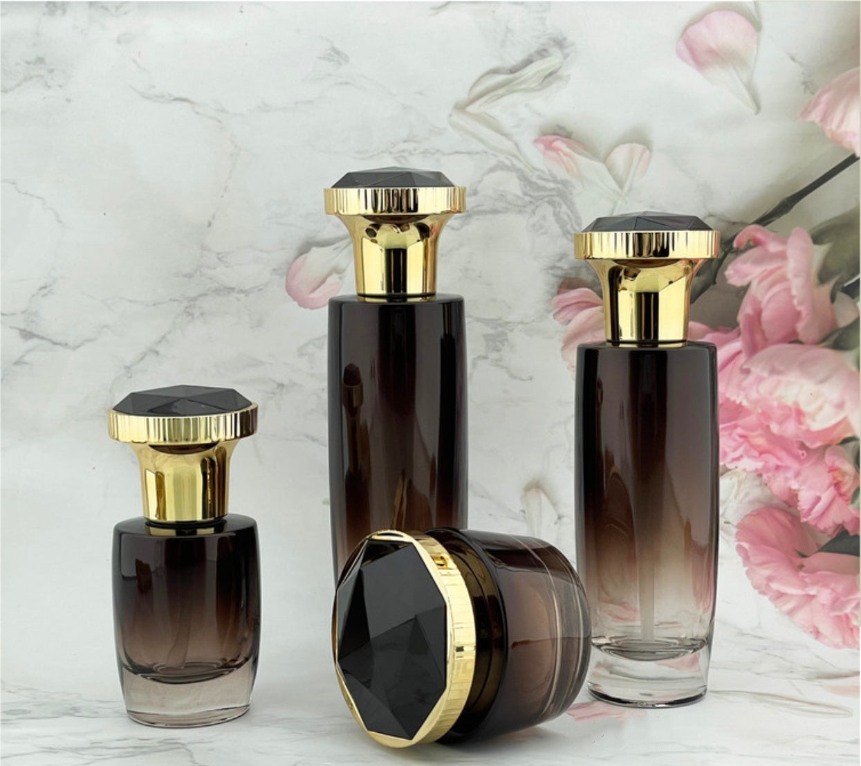 high quality empty new style round amber glass lotion pump bottles cream jar cosmetic package wholesale