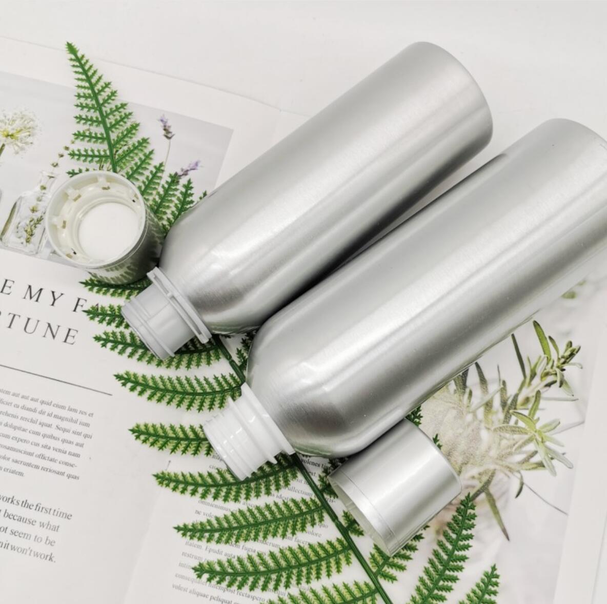 Customized empty 500ml 700ml 1000ml silver aluminum beverge bottle wholesale aluminum package