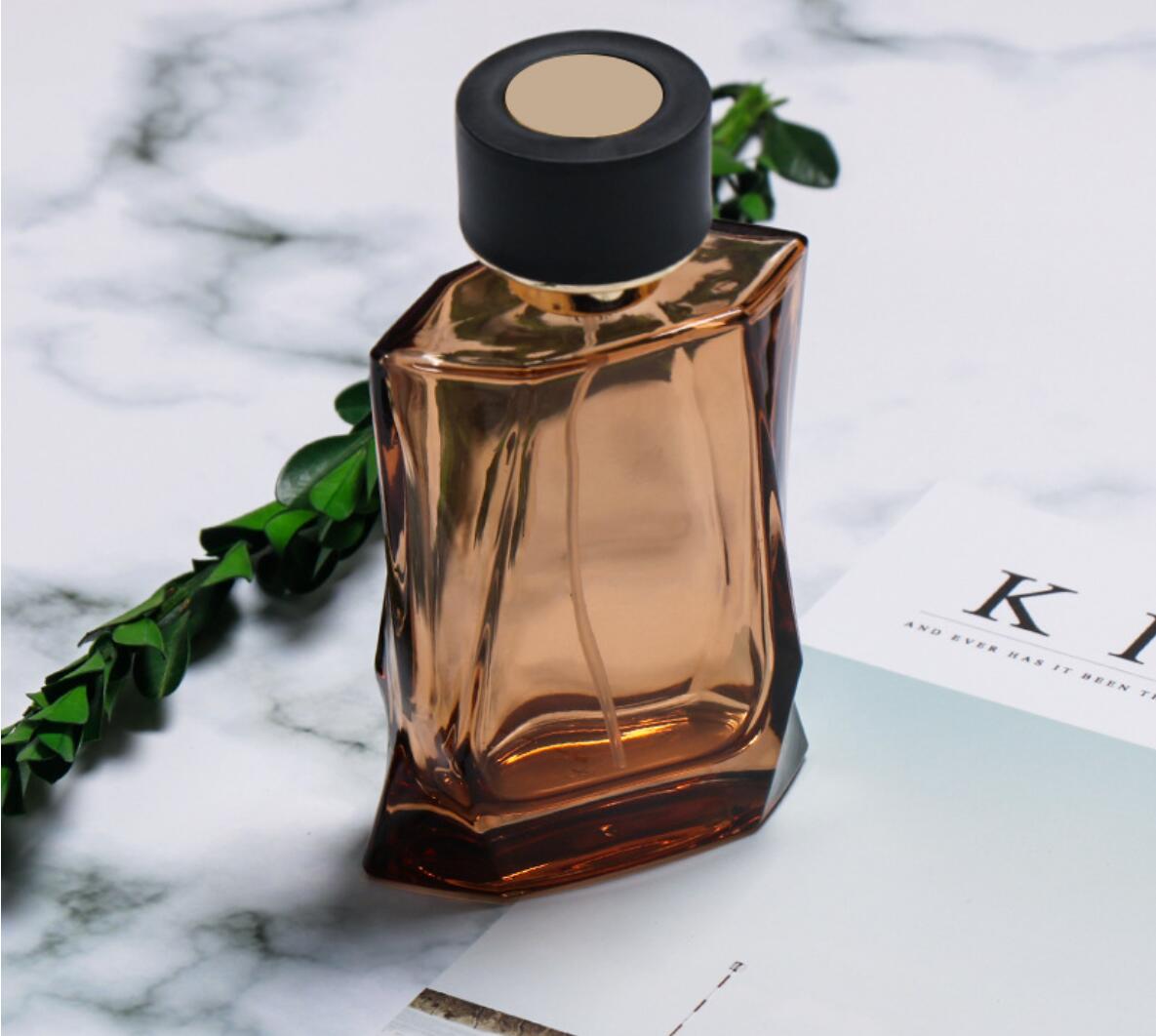 Wholesale Luxury Empty  100ml perfume  Bottle Clear Square Spray Glass Perfume Bottle
