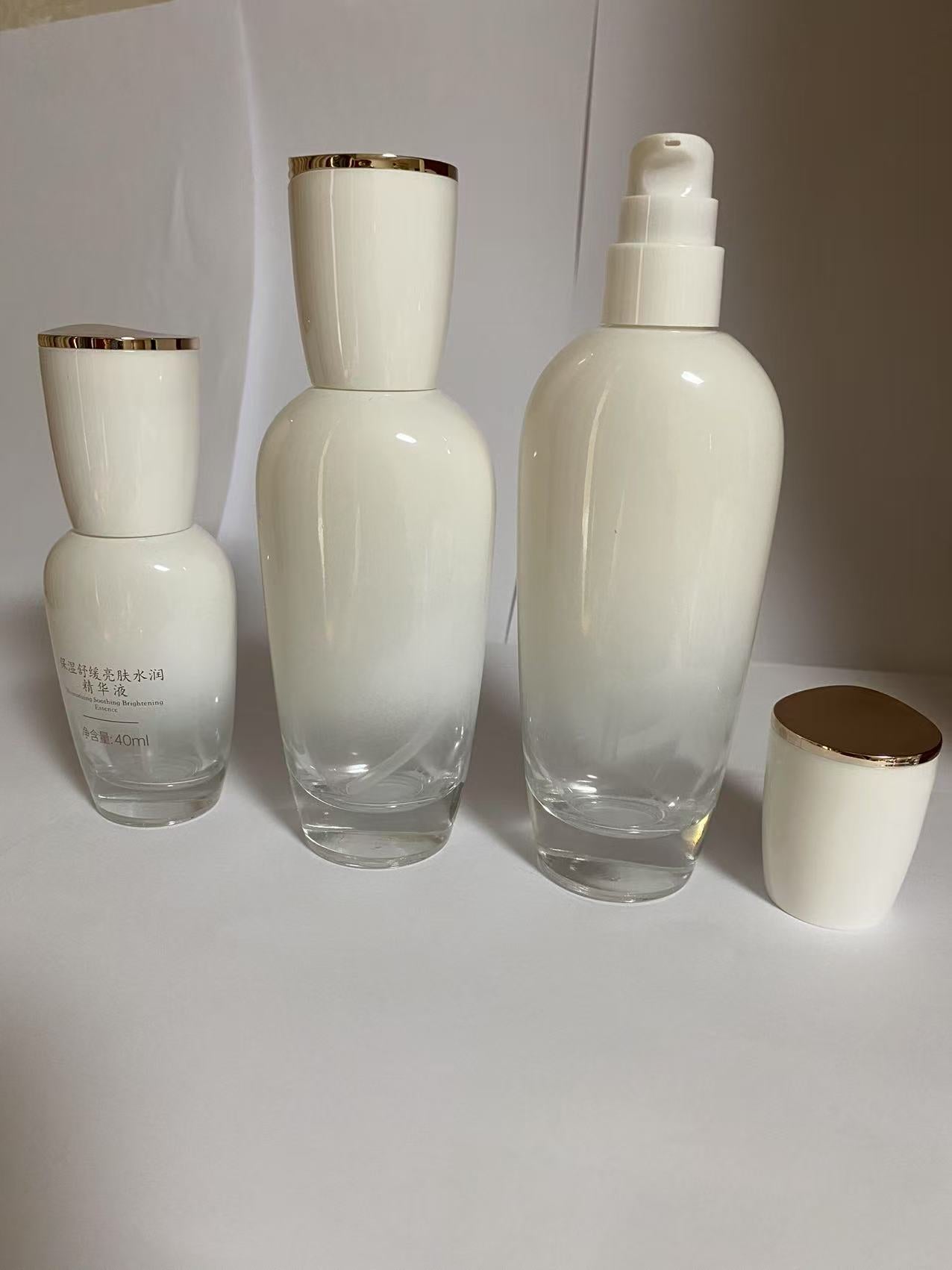 :2025 new style high end cosmetic glass bottles cosmetic cream jars skin care package wholesale