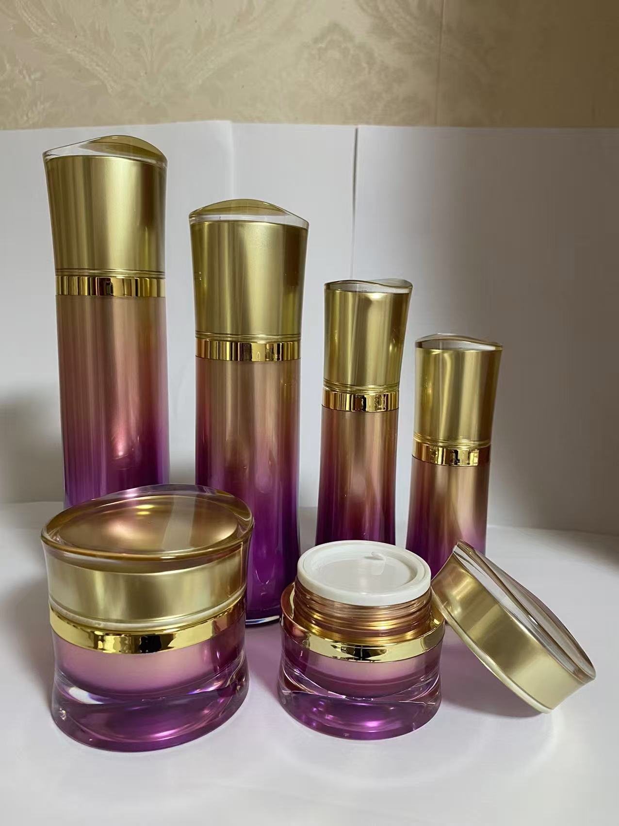 2015 high quality empty plastic skin care package luxury cosmetic bottles cream jar wholesale