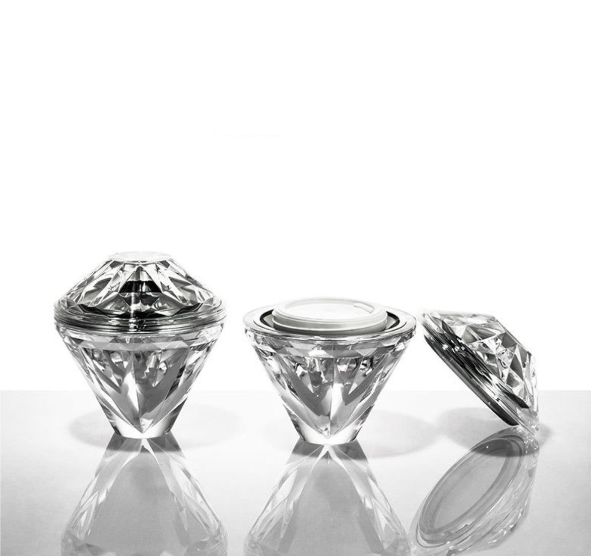 new style cone shape cosmetic plastic acrylic diamond cosmetic cream jar with lid wholesale