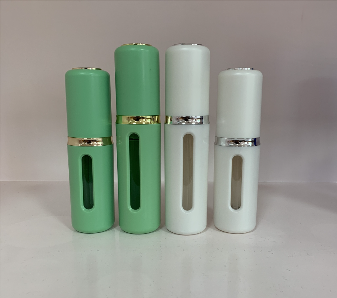 high quality empty luxury plastic acrylic serum bottles cosmetic package with lotions pump