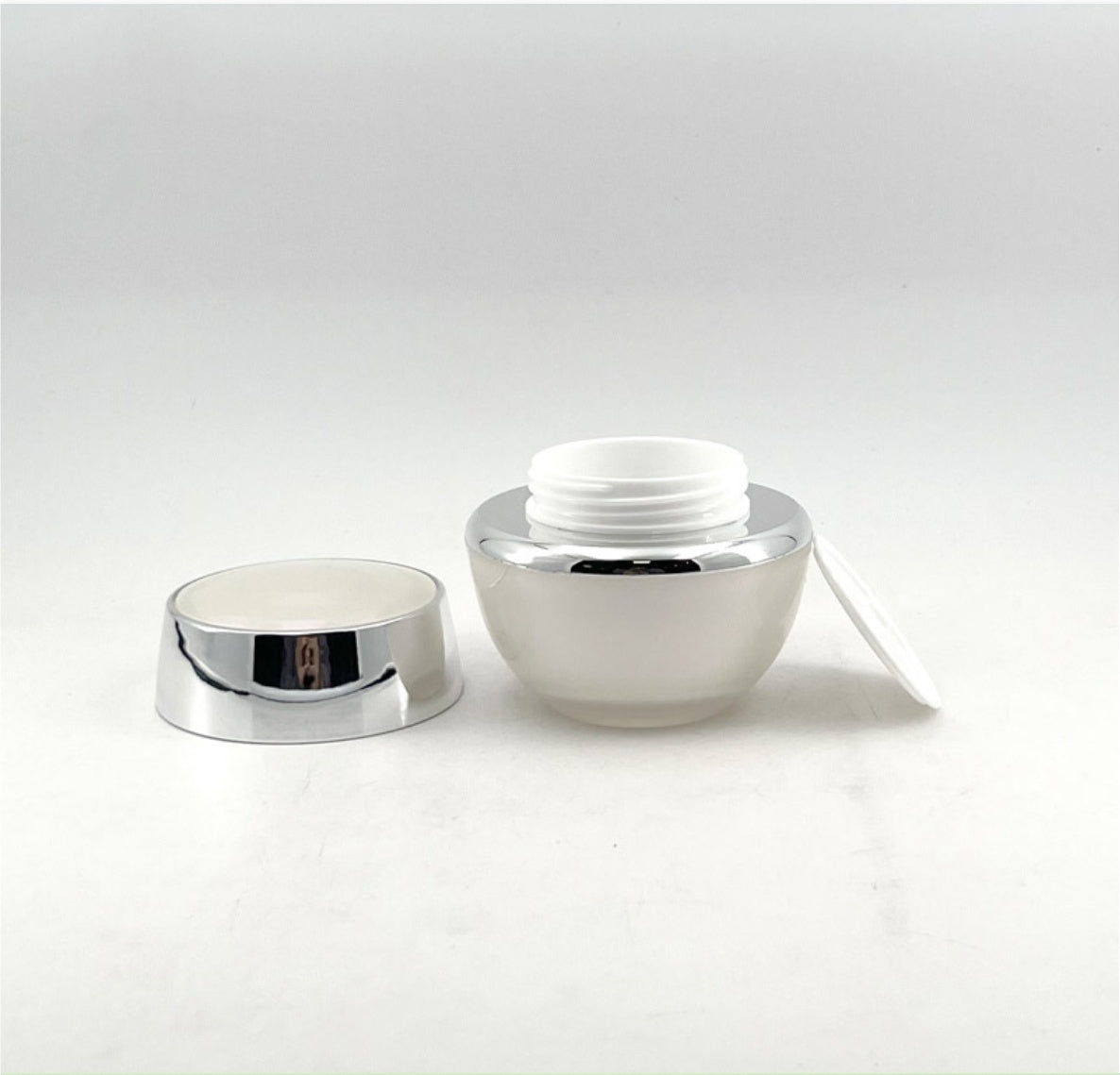 hot selling empty plastic skin care package pearl white round acrylic lotion bottle face cream jar
